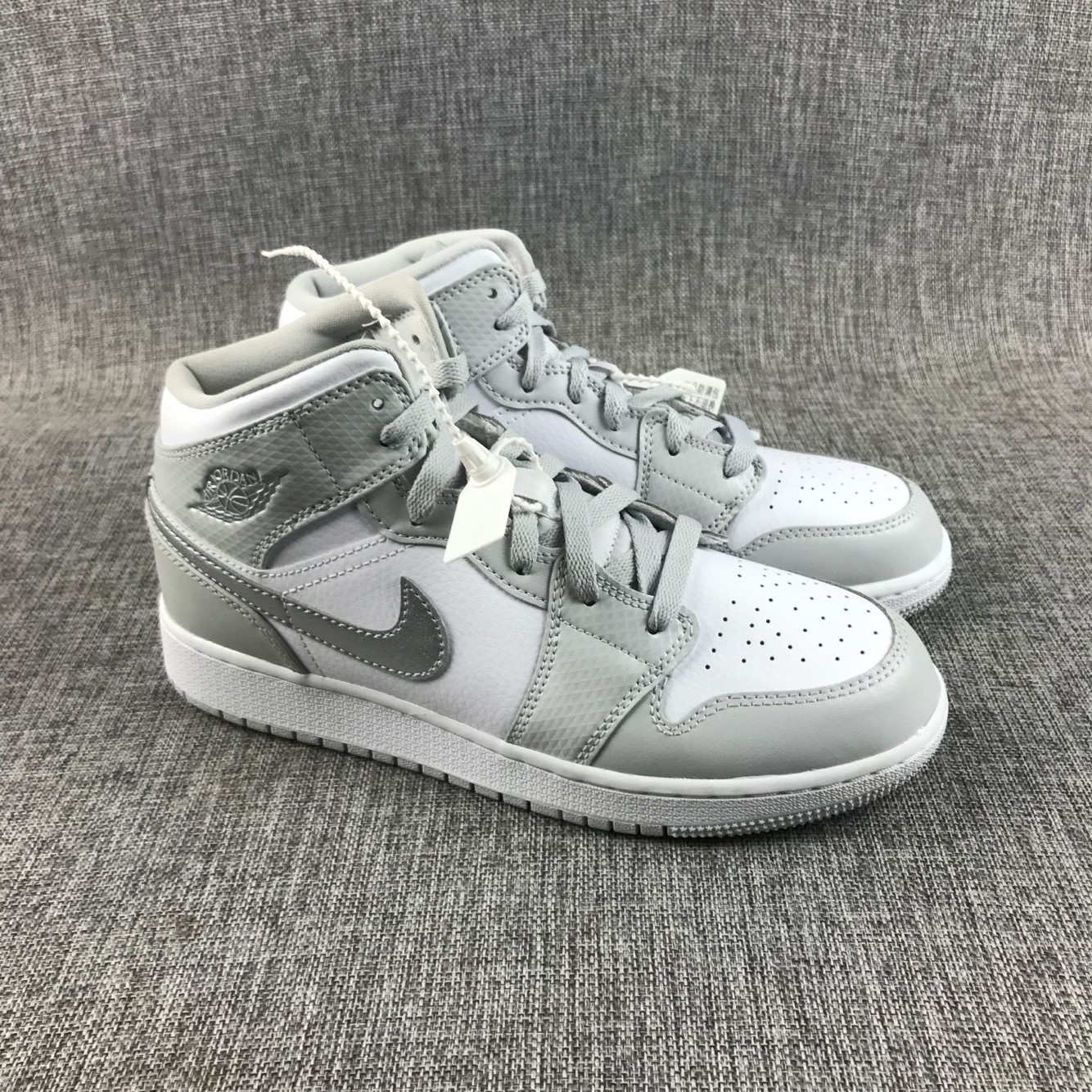 2018 Air Jordan 1 High White Silver Shoes